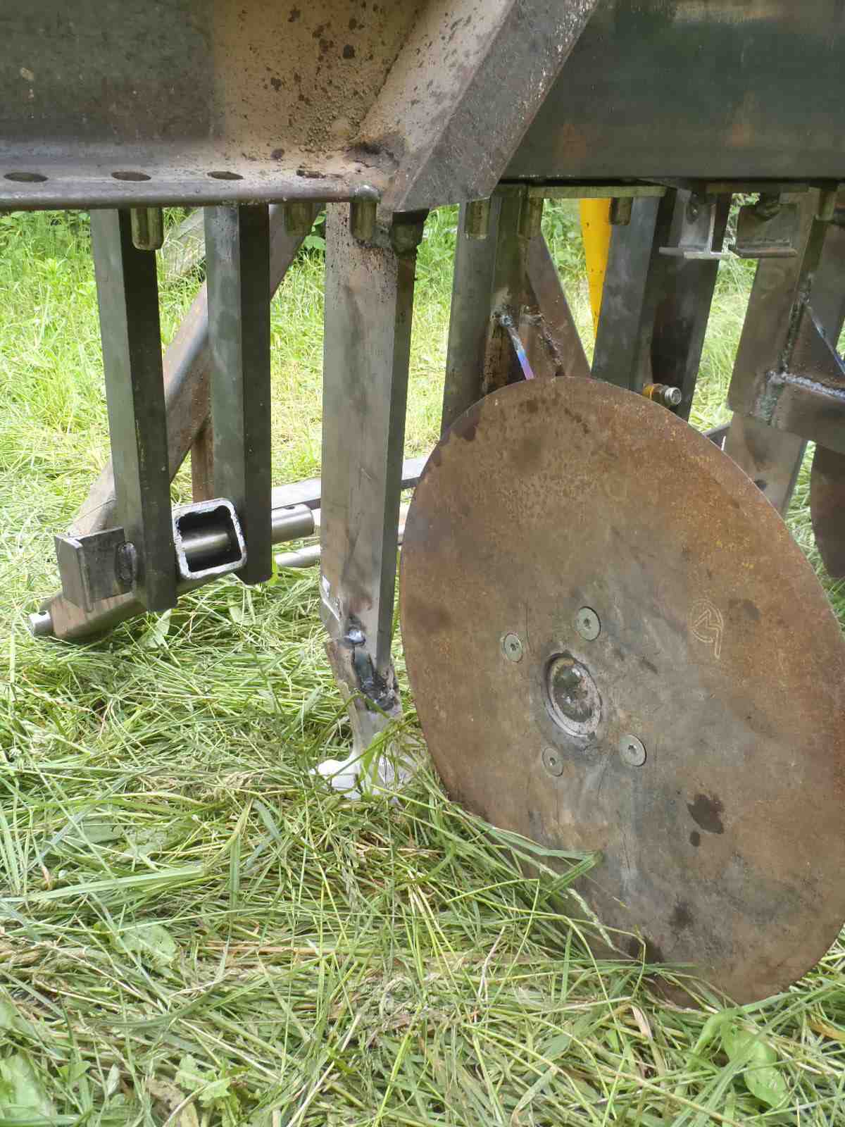 Disques chasses débris.jpg